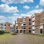 Apartment Lescale Dasterix - 9 Guests Near Paris Ecouen