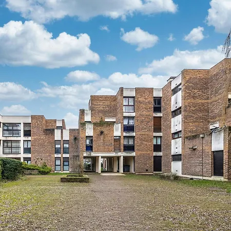 Appartement Lescale Dastérix - 9 Guests Near Paris Écouen